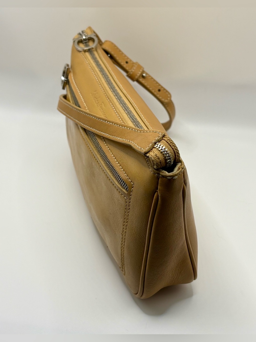 Vintage Salvatore Ferragamo Tan Leather Pouchette Shoulder Bag - Picture 6 of 16